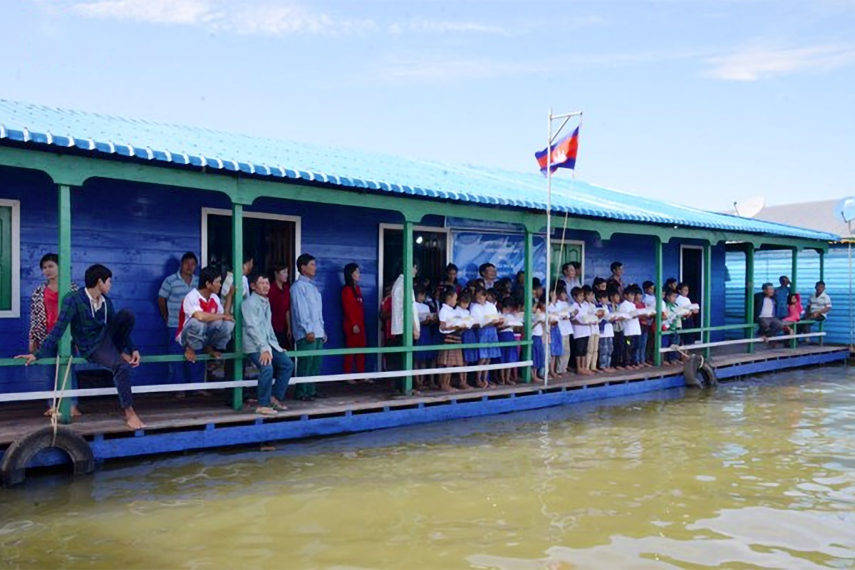 Pursat Floating Village